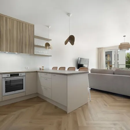 Elite Marine Letnica